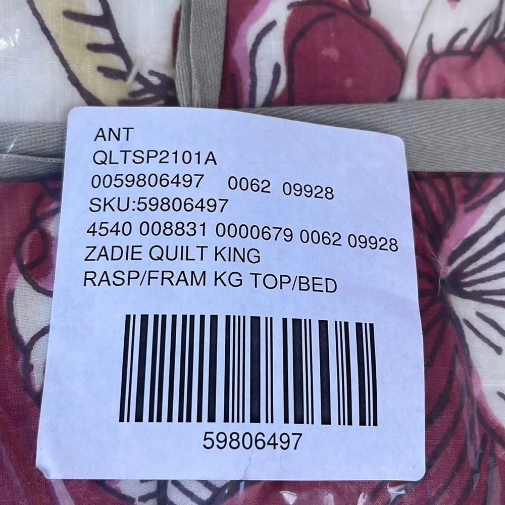 Anthropologie  Zadie Artisan King Quilt NWT